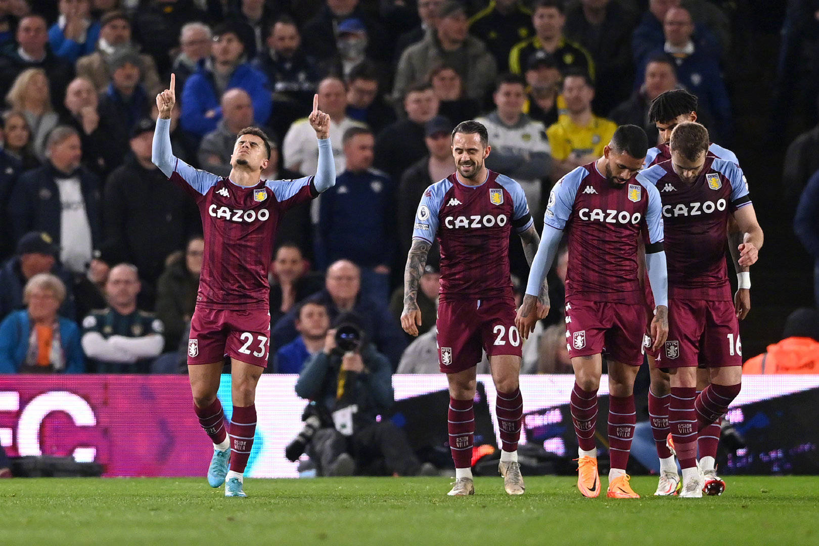 域创造佳绩 域创造佳绩